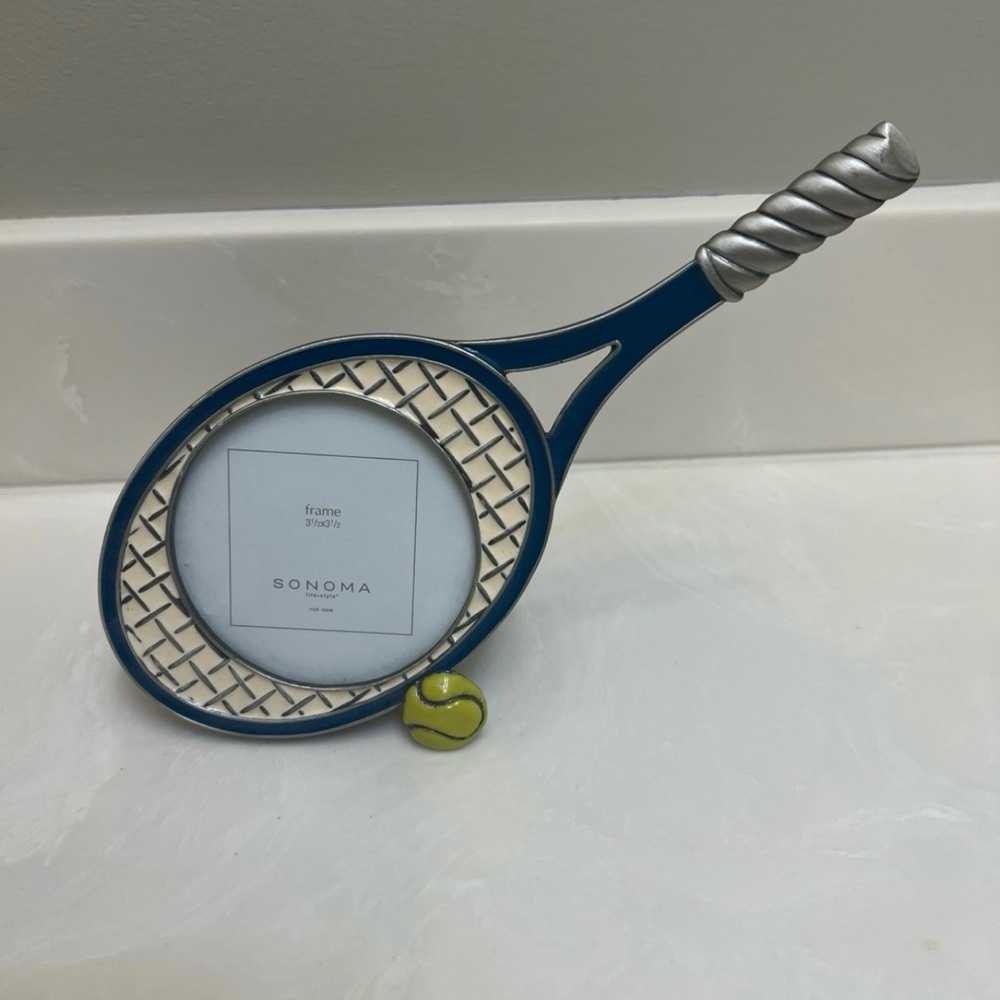 Tennis picture frame